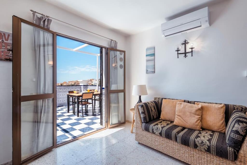 Oasis 16 Leilighet Nerja Eksteriør bilde