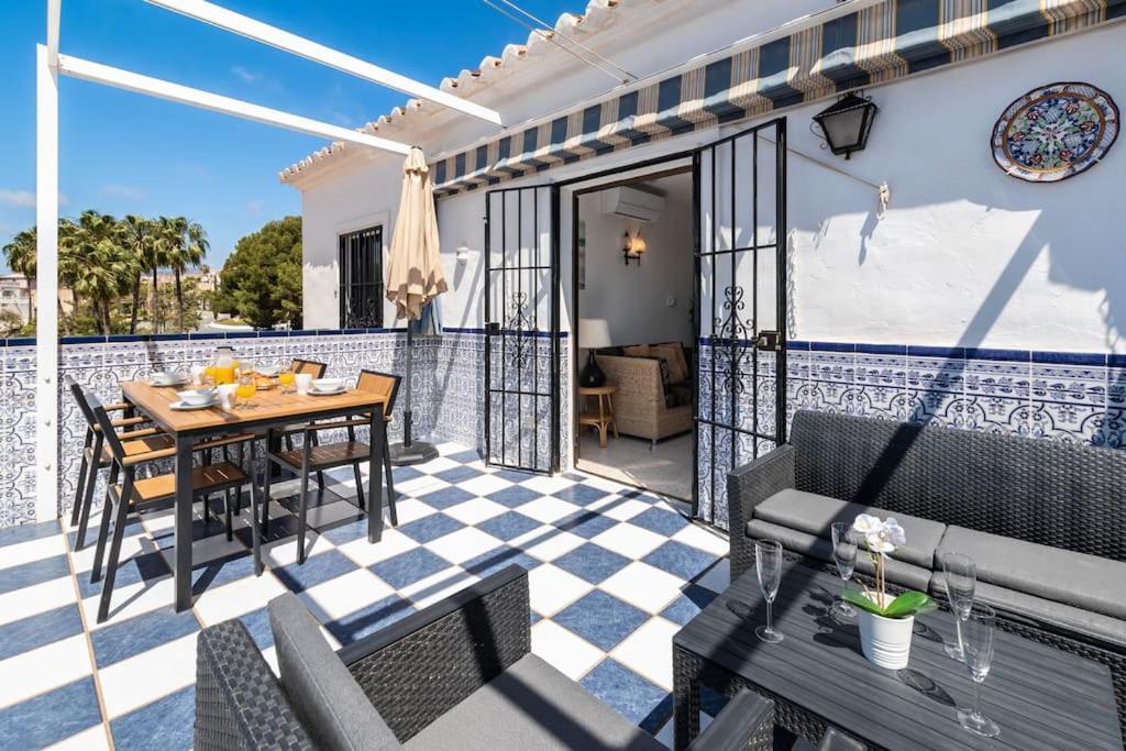 Oasis 16 Leilighet Nerja Eksteriør bilde