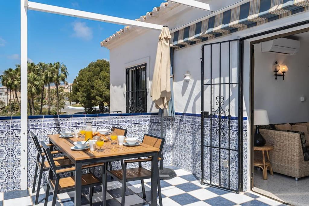 Oasis 16 Leilighet Nerja Eksteriør bilde