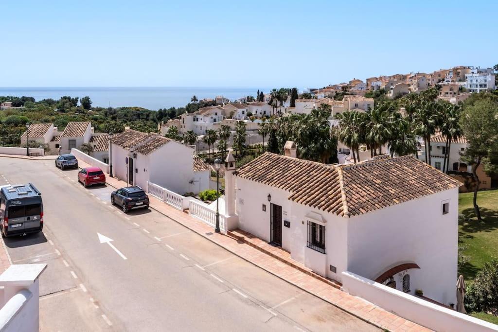 Oasis 16 Leilighet Nerja Eksteriør bilde